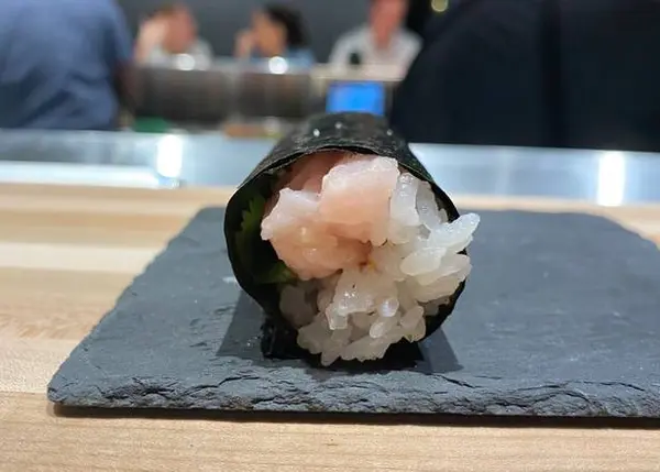 sushi-uma-inc - Yellow Tail Hand Roll