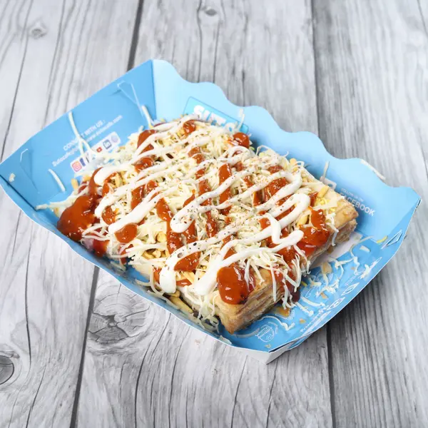 suto-cafe-dommasandra - SCHEZWAN CHEESE PUFF