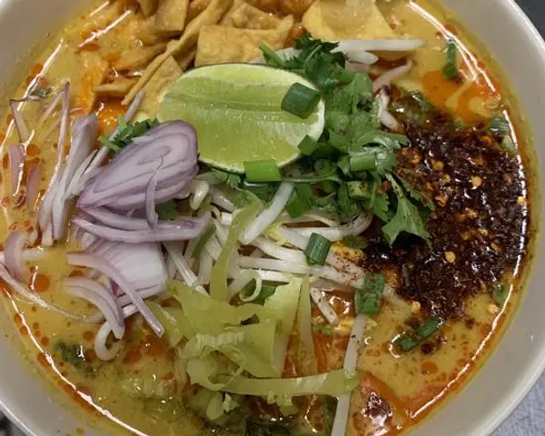 sweet-basil-thai-cuisine - #51 Khao Soi