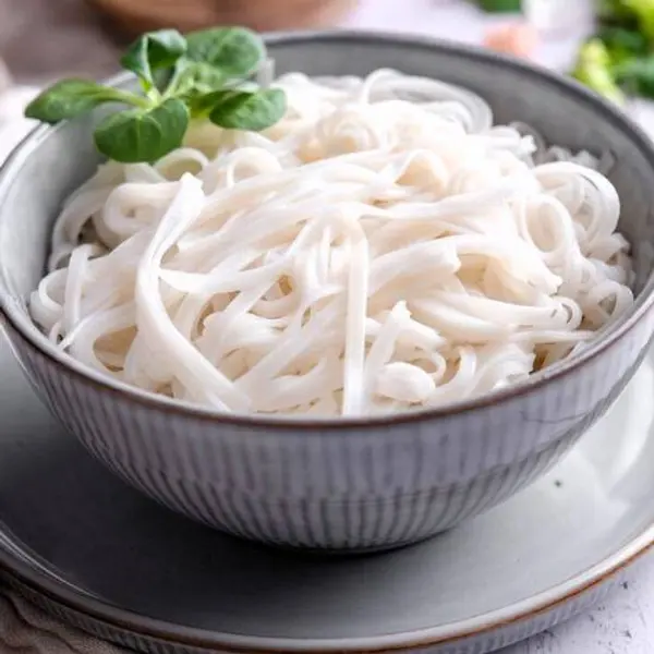 sweet-basil-thai-cuisine - Steamed Noodles