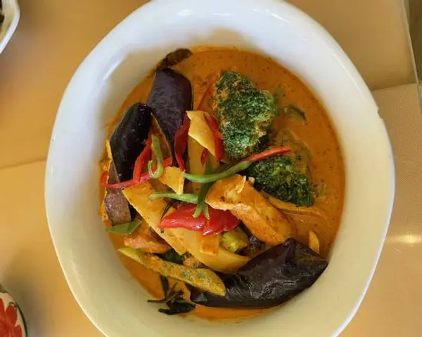 sweet-basil-thai-cuisine - #33 Red Curry