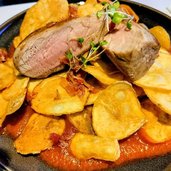 szerelmem-bisztro - SERTÉSSZŰZ LECSÓ KRÉMMEL