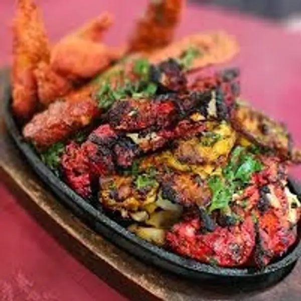tabuk-sizzling-restaurant - مشاوي سيزلينغ الخاصة المشكلة