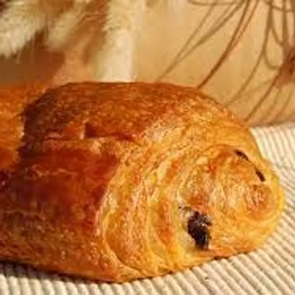 tahani-cafe-sweets - Pain Au Chocolat