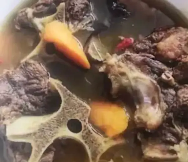 taishan-cuisine - Taishan Beef Bone Soup牛骨汤