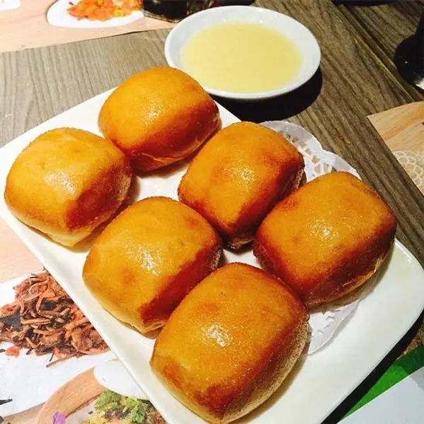 taishan-cuisine - Deep - Fried Buns炸馒头