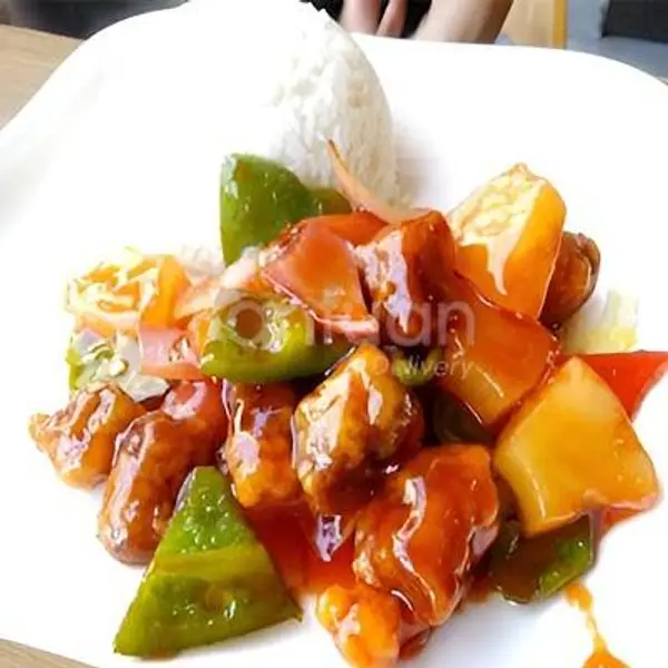 taishan-restaurant - Sweet and Sour Chicken Over Rice甜酸鸡饭