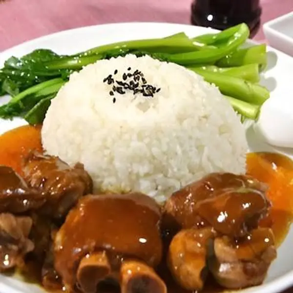 taishan-restaurant - Braised Pig Feet Over Rice猪手饭