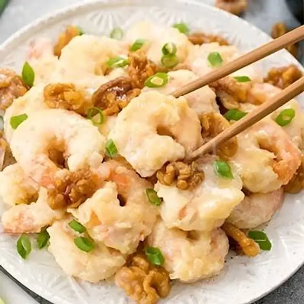 taishan-restaurant - Walnut Shrimps核桃大虾