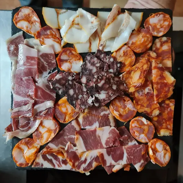 talisca - sausage board