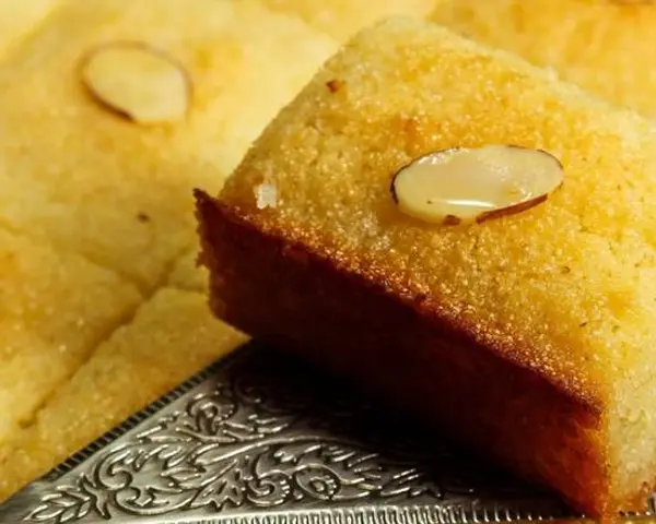 tarboosh - Semolina Cake "Basbousa"