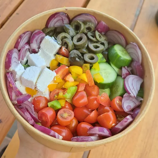 tasty-treasures-by-sara - Greek salad