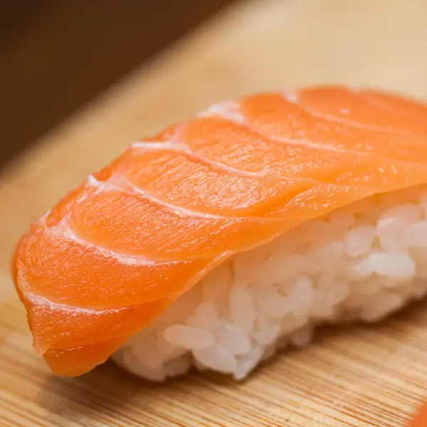 terrace-botanica - Salmon Nigiri