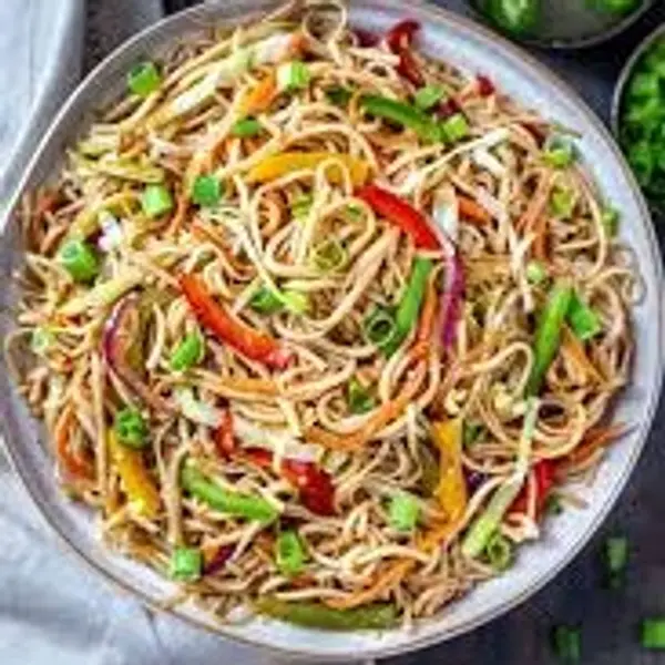 tessa-the-restrobar - Veg hakka noodles