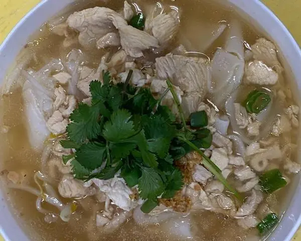 thai-basil-cart - Chicken Noodle Soup ก๋วยเตี๋ยวไก่