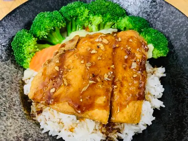 thaidash - Sweet garlic Salmon Bowl