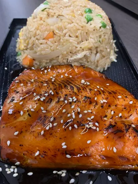 thaidash - Fried Rice Teriyaki Salmon Bowl