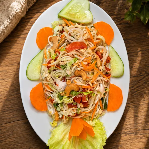 thaiora - Som Tam (1:2)