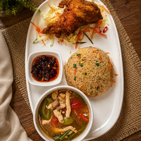 thaiora - Bangkok Basil Platter
