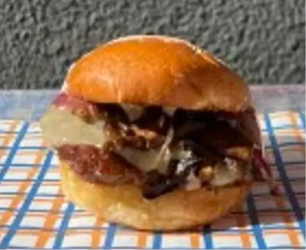 the-bird - TRUFFLE BURGER