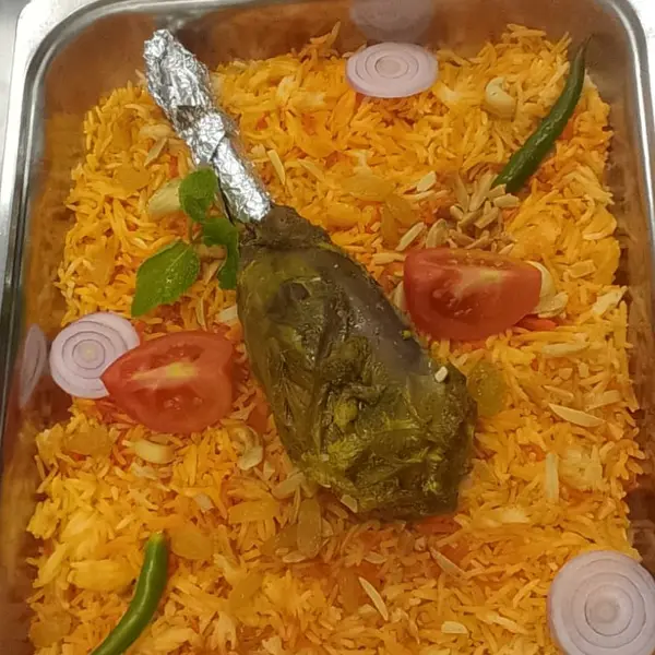 the-chill-lounge - أرز مندى مع اللحم الطازج