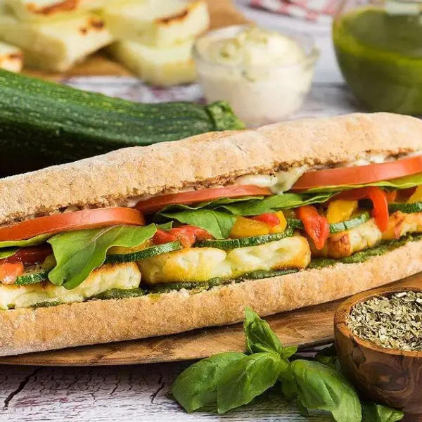 the-chill-lounge - ساندويش جبنة حلوم