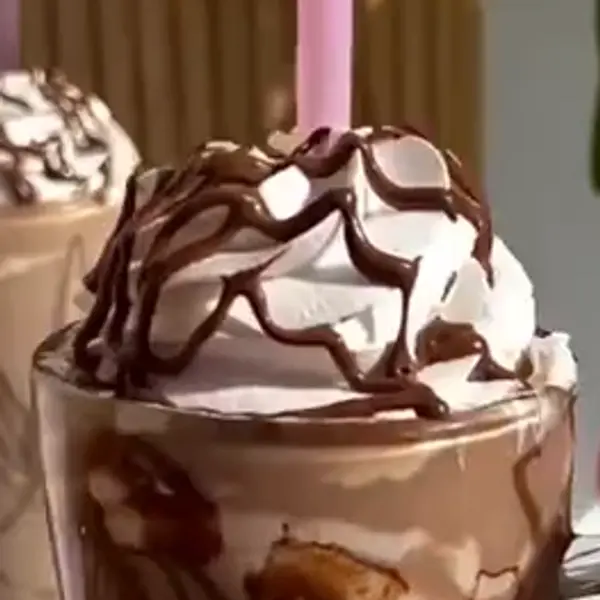 the-chill-lounge - ميلك شيك شيكولاته جلاكسى