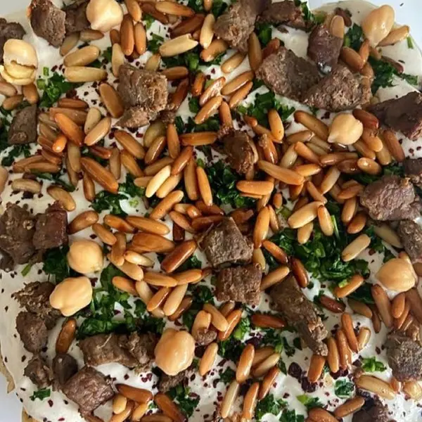 the-chill-lounge - فتة بالحمة