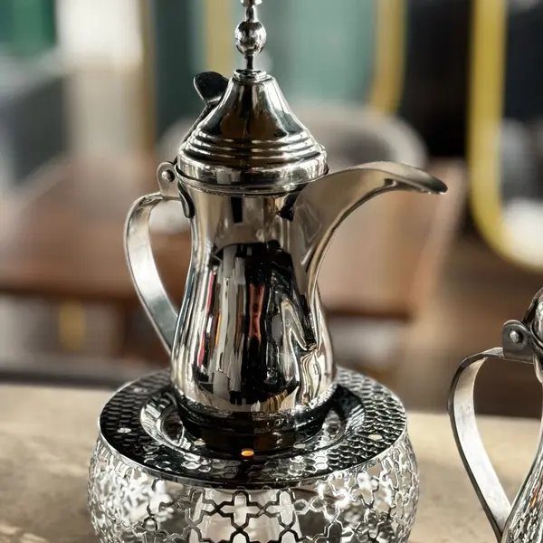 the-chill-lounge - قهوة عربية دلة صغيرة