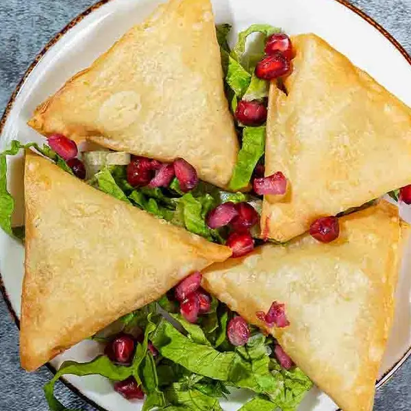 the-chill-lounge - سمبوسة لحم