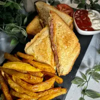 the-cloud-shisha-bar-dinner - САНДВИЧИ, ТОРТИЛИ И КЕСАДИЯ