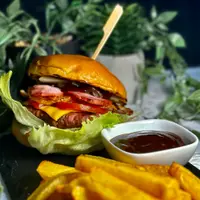 the-cloud-shisha-bar-dinner - БУРГЕРИ