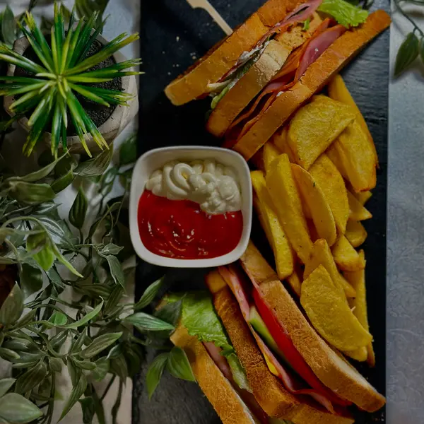 the-cloud-shisha-bar-dinner - СВЕЖ САНДВИЧ