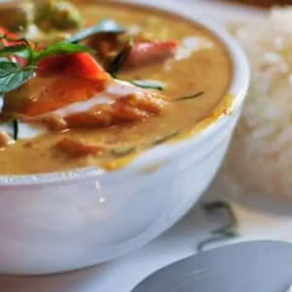 the-coconut-on-t - Panang Curry