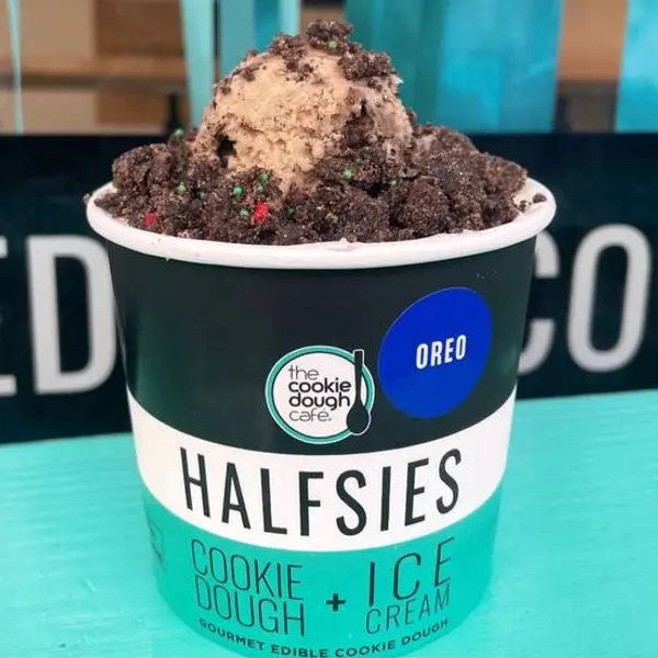 the-cookie-dough-cafe - Oreo Crumb - Premium Halfsies