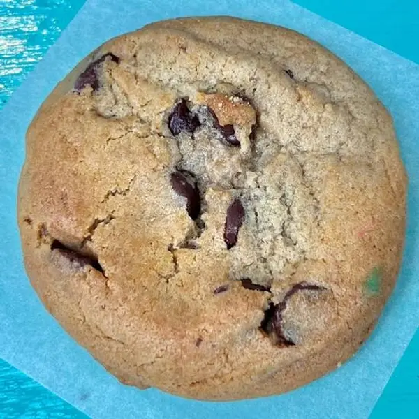 the-cookie-dough-cafe - Chocolate Chip Cookie