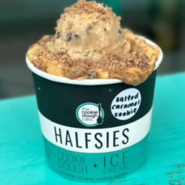 the-cookie-dough-cafe - Salted Caramel Chocolate Chip - Halfsies