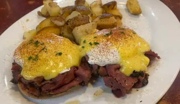 the-crepe-house - The Shamrock Benedict