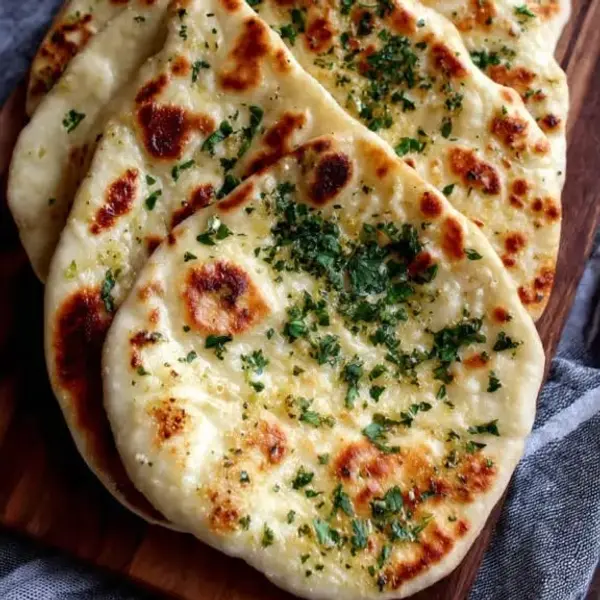 the-flavour-of-nature - Garlic Naan