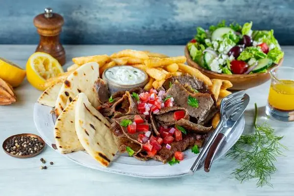 the-great-greek-mediterranean-grill - Gyro Plate