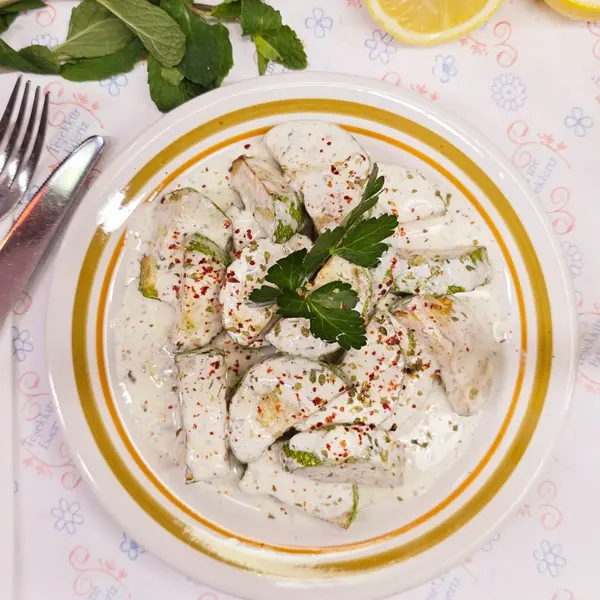 the-mediterranean-deli-turk - Zucchini Dip