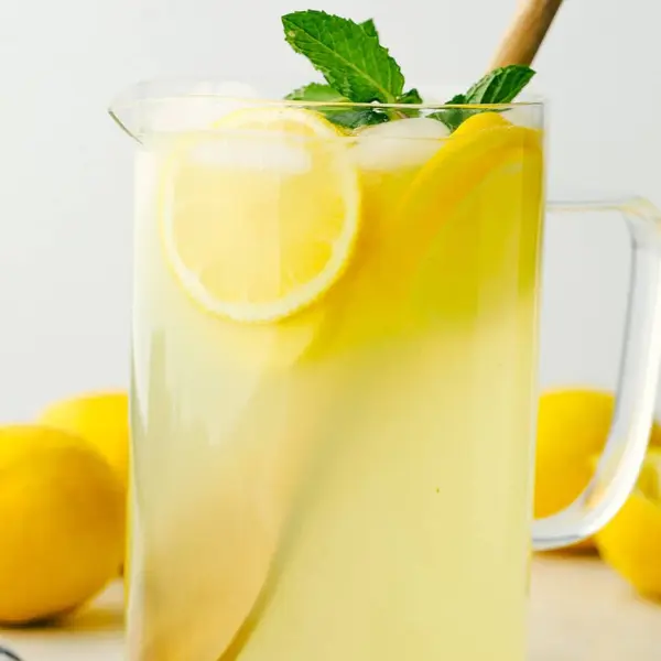 the-mediterranean-deli-turk - Lemonade