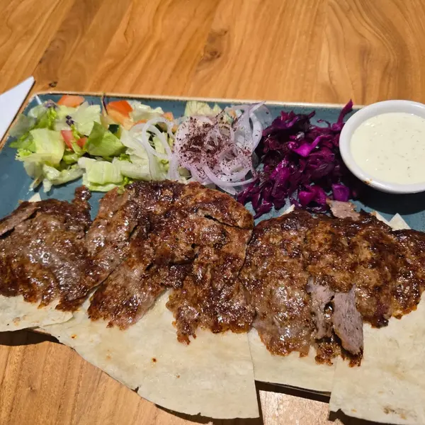 the-mediterranean-deli-turk - Doner Kebab Lamb