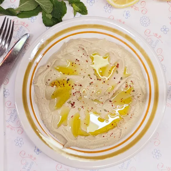 the-mediterranean-deli-turk - Mutabbal