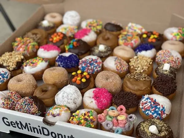 the-mini-donut-company - 64-Pack