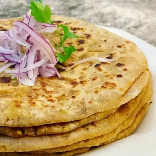 the-retro - Onion Paratha