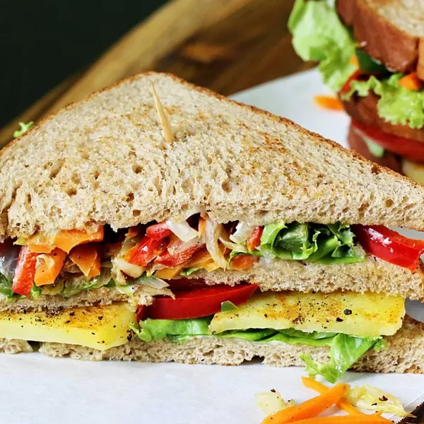 the-retro - Veg. Sandwich