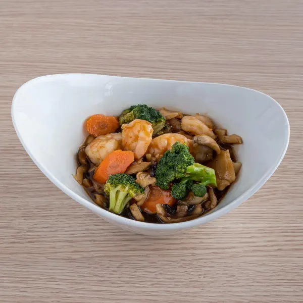 the-rice-and-the-noodle-doha - Shrimp Brocolli In Mushroom