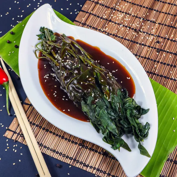 the-rice-and-the-noodle-doha - Steamed Morning Glory