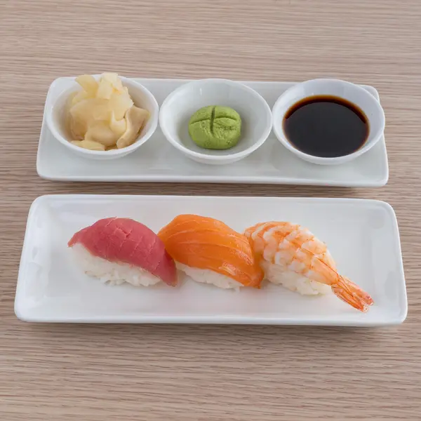 the-rice-and-the-noodle-doha - Kani Kamaboko Nigiri